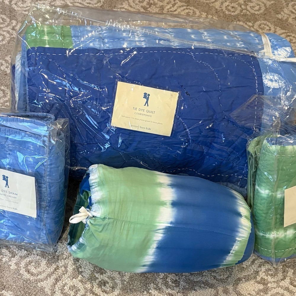 Pottery Barn Kids TIE DYE Fish Coastal Bedding Set